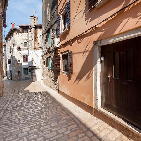 House Elisabeth - A Charming Old Town Property Ровінь Екстер'єр фото